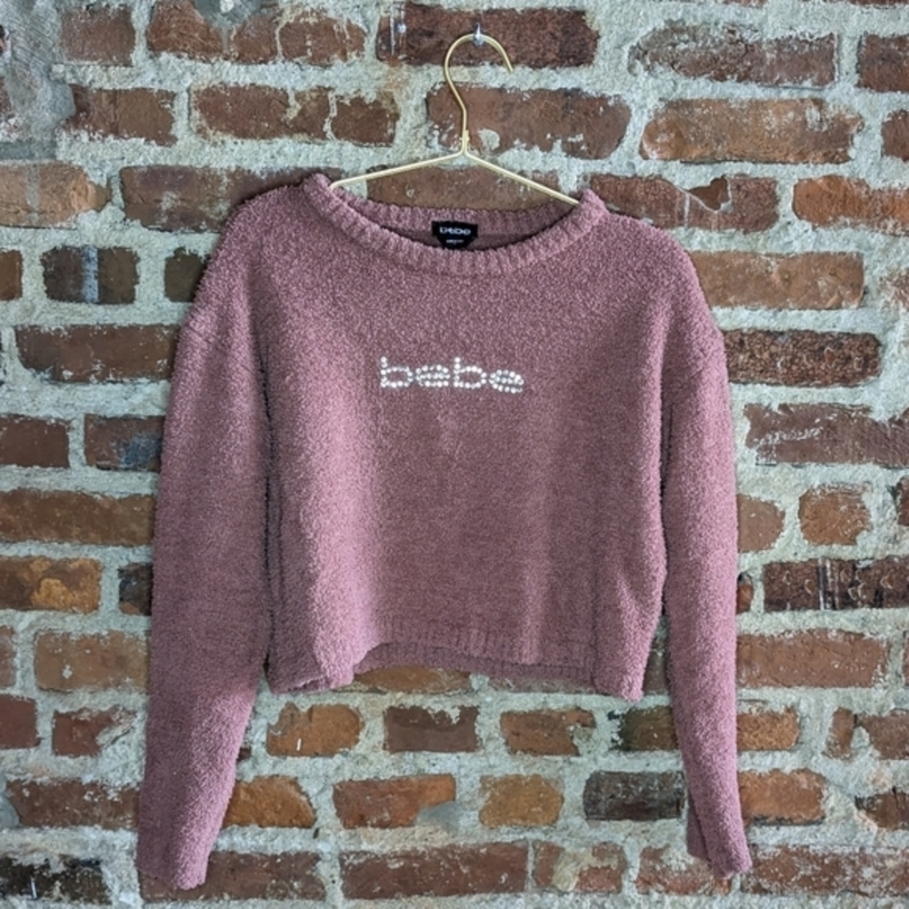 bebe Small Rose Cozy Bedazzled Cropped Crew Neck Pullover Sweater